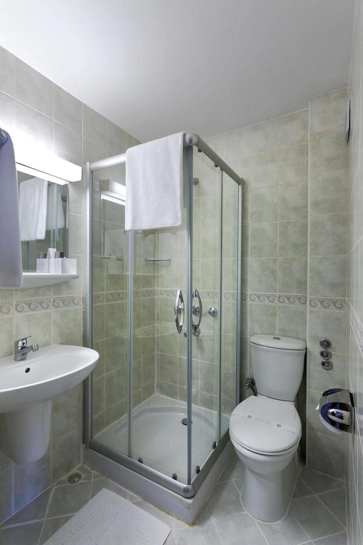 Kent Hotel Бурса Екстериор снимка